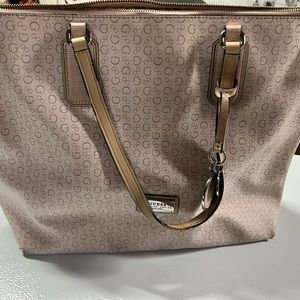 Large Guess Purse used condition